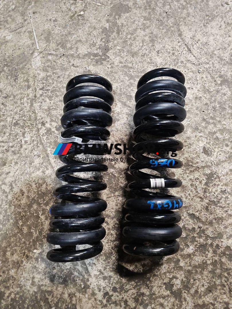 пружина задняя BMW M4 G82/G83 G82 2022, 3.0 л., S58B30A, бензин, АКПП, c17 brands-hatch-grey metallic, купе, задний привод, 33537883594