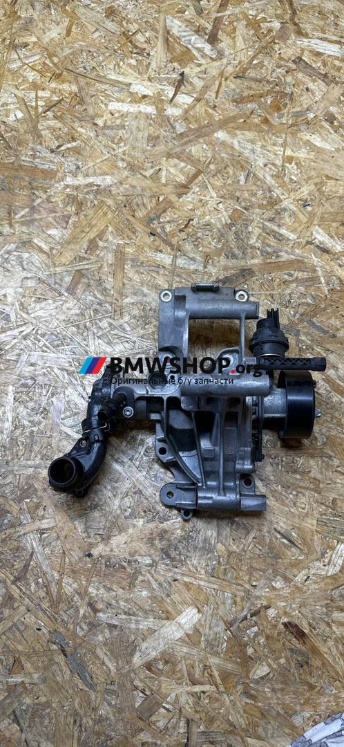 помпа BMW 2 серия G42 2022, 2.0 л., B47 D20 B, дизель, АКПП, купе, задний привод, 8593269