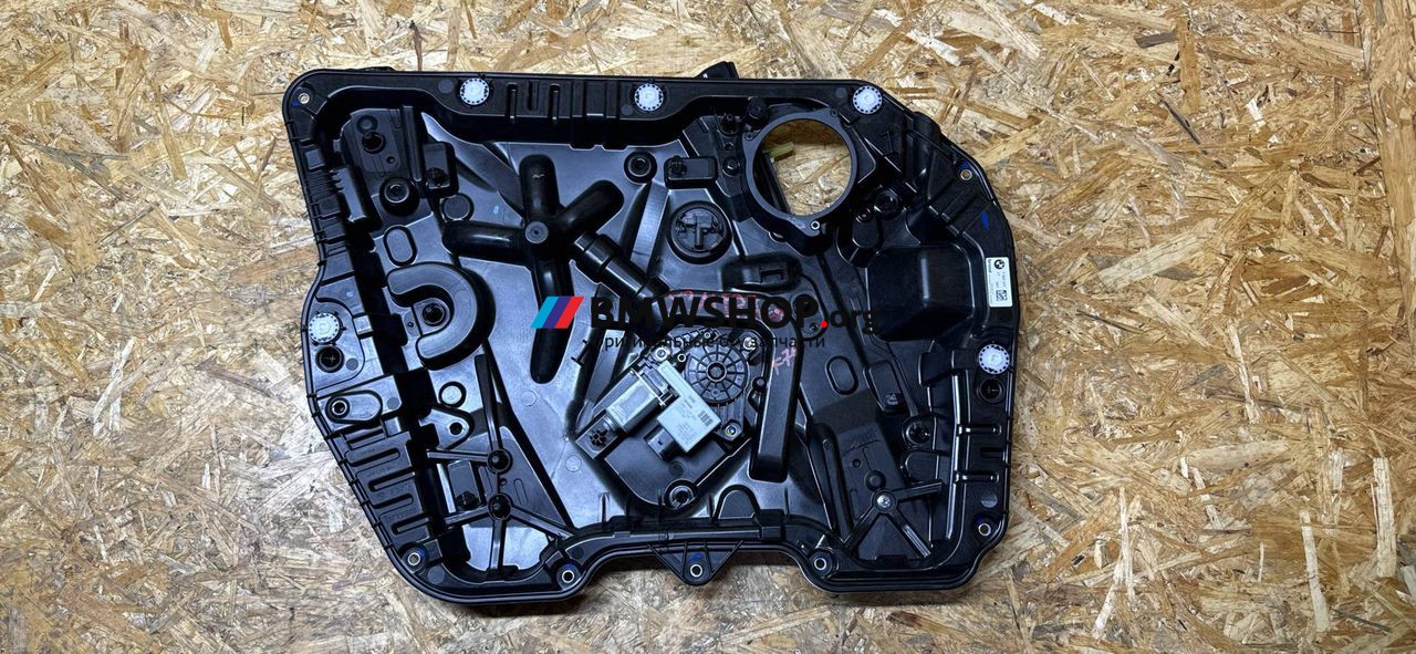 стеклоподъемник передний левый BMW X3 M F97 2019, 3.0 л., S58B30A, бензин, АКПП, c28 donington-grau metallic, полный привод, правый руль, 7393457