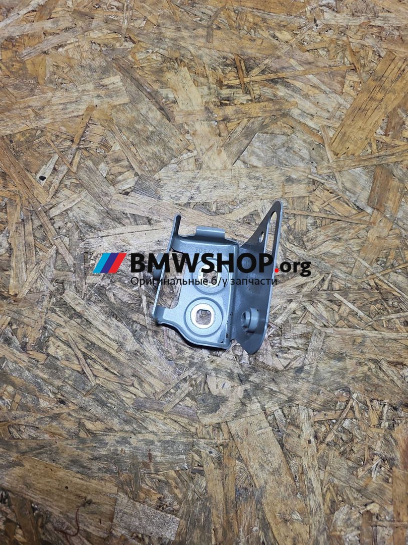 кронштейн (крепление) BMW 5 серия G60 2023, 2.0 л., бензин, АКПП, седан, 9621192