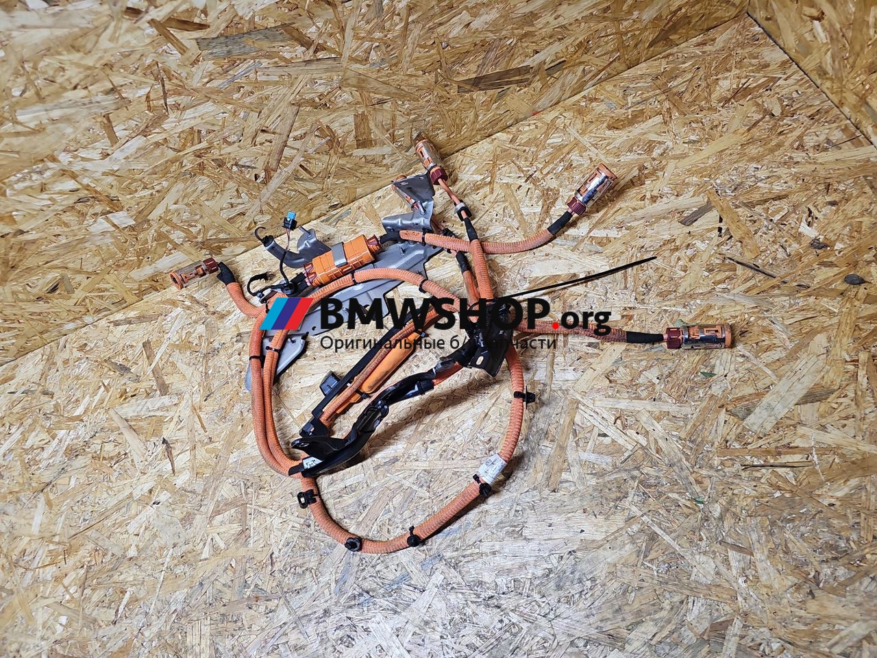 провод высоковольтный BMW 5 серия G60 2023, 2.0 л., B48B20V, бензин, АКПП, c4p brooklyn grau metallic, седан, задний привод, правый руль, 5A63B46