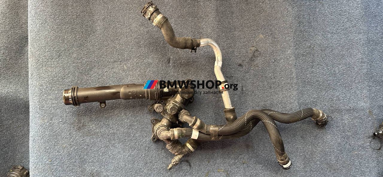 корпус термостата BMW X6 G06 2023, 3.0 л., B57 D30 B, дизель, АКПП, c4w skyscraper grau metallic, внедорожник 5 дв., полный подключаемый привод, 8596115