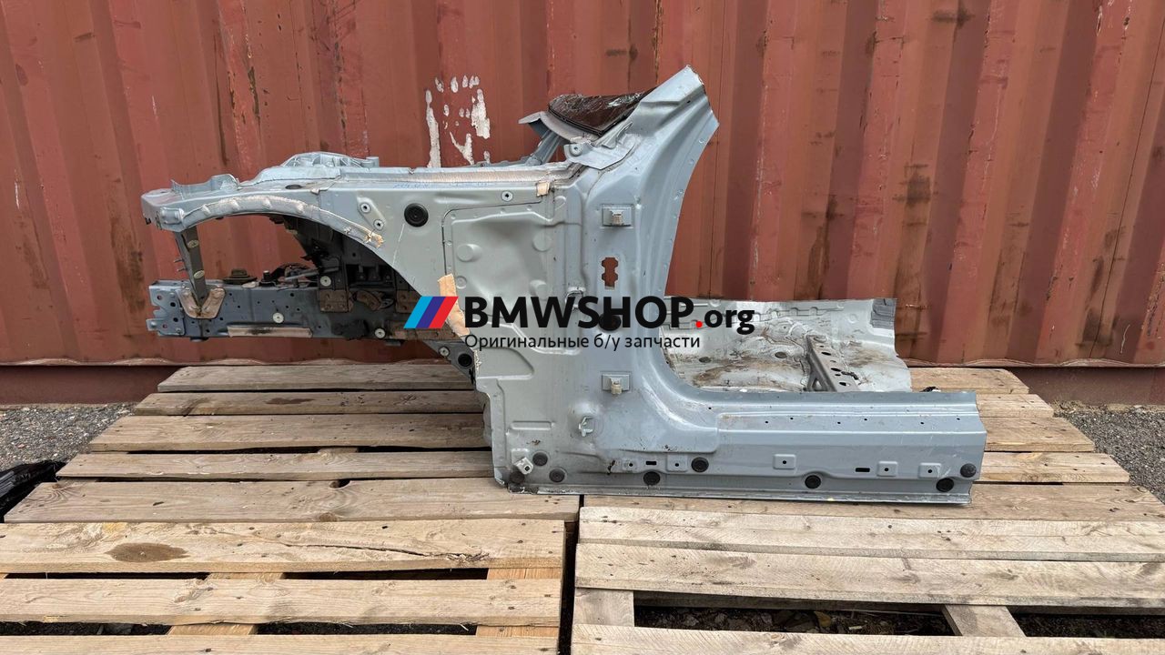 четверть передняя левая BMW M4 G82/G83 G82 2022, 3.0 л., S58B30A, бензин, АКПП, c4p (brooklyn grey metallic), купе, полный привод, правый руль, 7432651