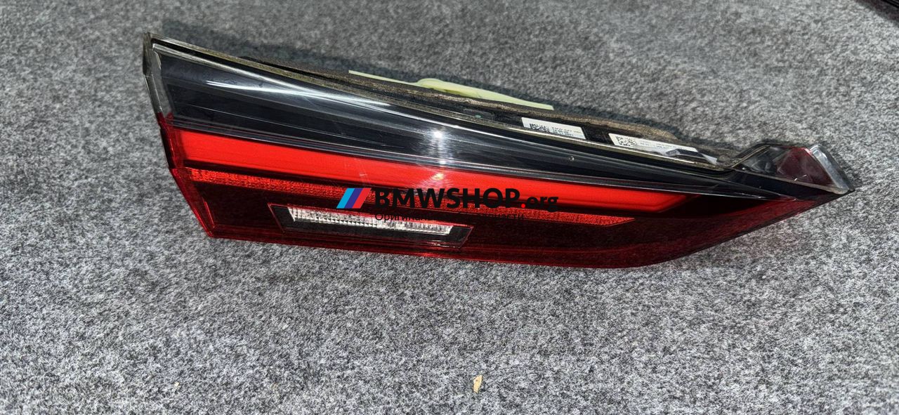 фонарь крышки багажника левый BMW M4 G82/G83 G82 2022, 3.0 л., S58B30A, бензин, АКПП, c4p (brooklyn grey metallic), купе, полный привод, правый руль, 7956629