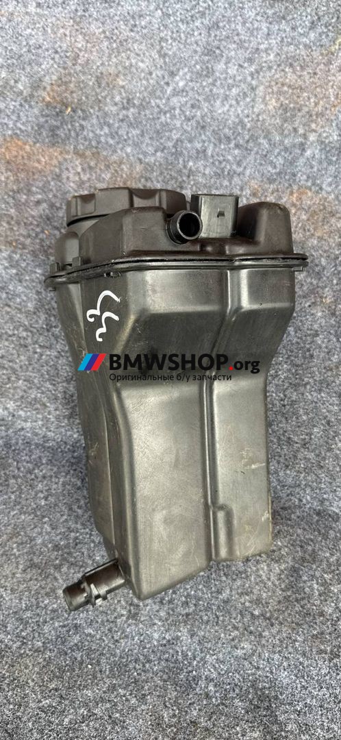бачок расширительный BMW M4 G82/G83 G82 2022, 3.0 л., S58B30A, бензин, АКПП, c4p (brooklyn grey metallic), купе, полный привод, правый руль, 8093924