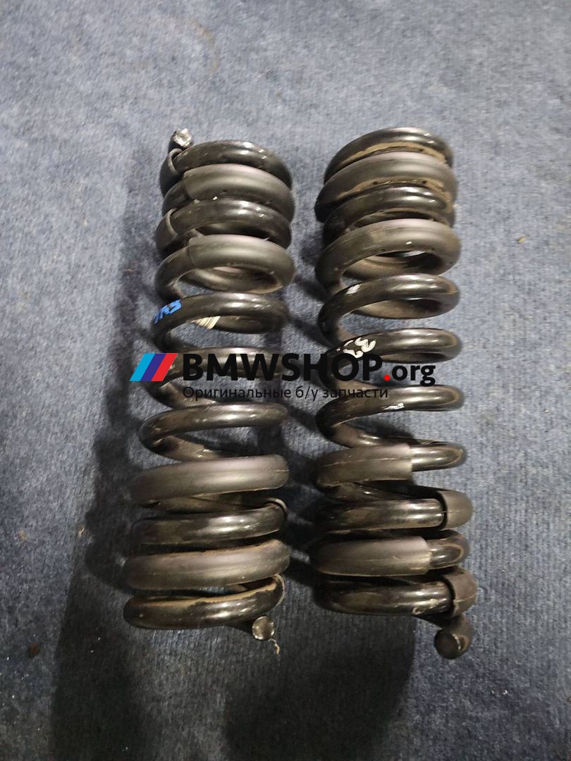 пружина задняя BMW M4 G82/G83 G82 2022, 3.0 л., S58B30A, бензин, АКПП, c4p (brooklyn grey metallic), купе, полный привод, правый руль, 8098764