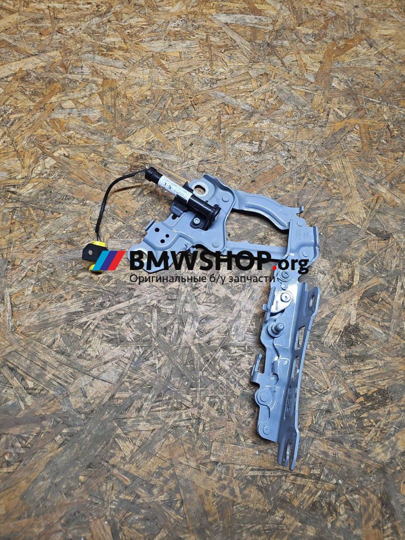 петля капота левая BMW M4 G82/G83 G82 2022, 3.0 л., S58B30A, бензин, АКПП, c4p (brooklyn grey metallic), купе, полный привод, правый руль, 7450589