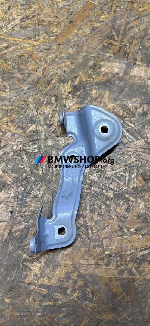 крепление ( кронштейн ) крыла BMW M4 G82/G83 G82 2022, 3.0 л., S58B30A, бензин, АКПП, c4p (brooklyn grey metallic), купе, полный привод, правый руль, 7486805