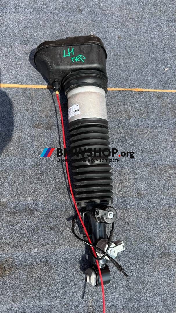 амортизатор передний левый BMW 7 серия G70 2024, 3.0 л., B57 D30 B, дизель, АКПП, carbonschwarz metallic (416), седан, полный привод, 5A44643
