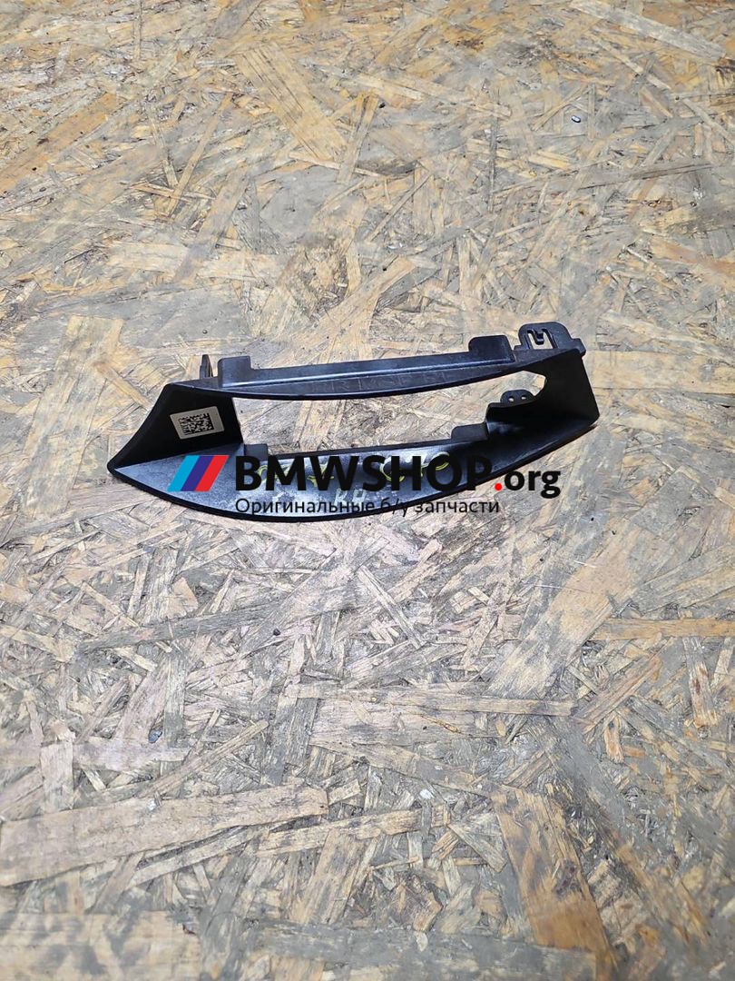 кронштейн (крепление) BMW 7 серия G70 2024, 3.0 л., B57 D30 B, дизель, АКПП, carbonschwarz metallic (416), седан, полный привод, 8082386