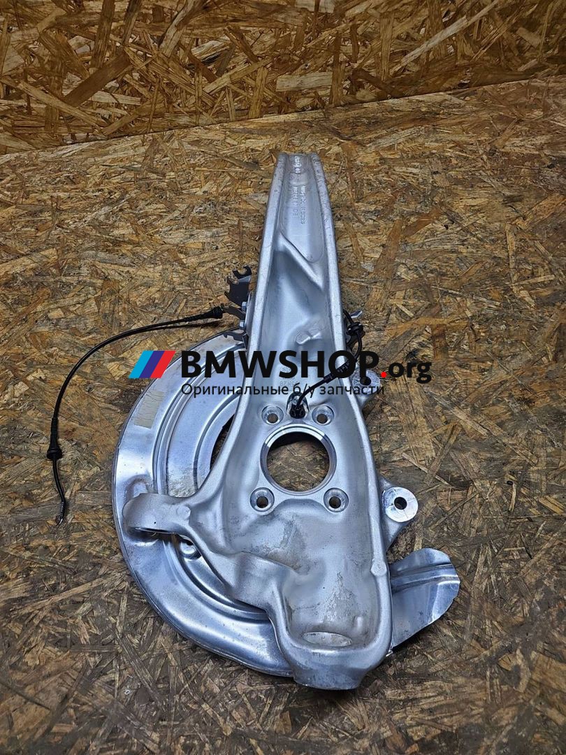 кулак поворотный правый BMW 7 серия G70 2024, 3.0 л., B57 D30 B, дизель, АКПП, carbonschwarz metallic (416), седан, полный привод, 6898324