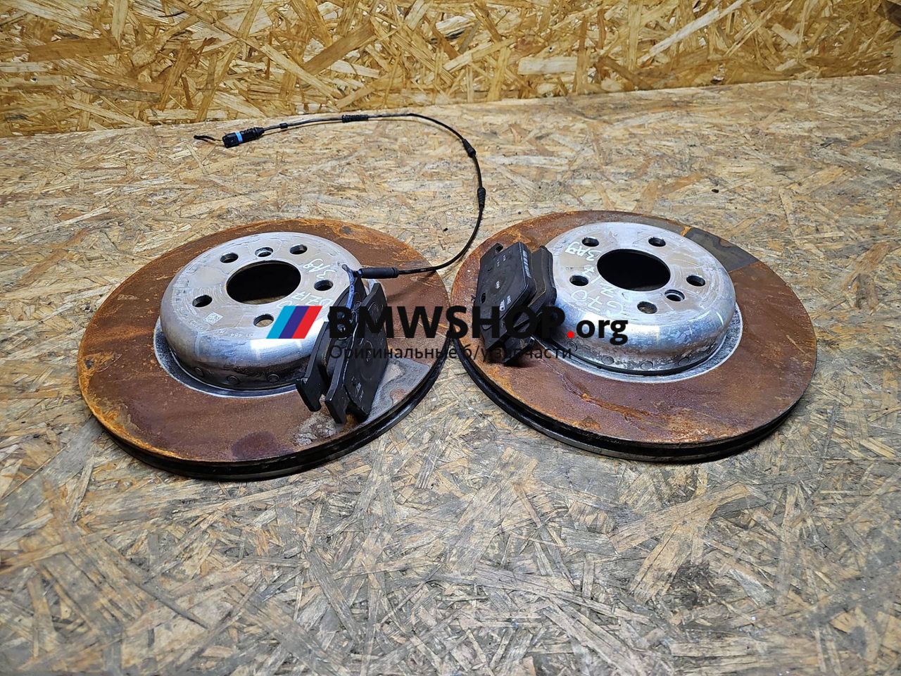 диски тормозные задние BMW 7 серия G70 2024, 3.0 л., B57 D30 B, дизель, АКПП, carbonschwarz metallic (416), седан, полный привод, 8831484, 8842965