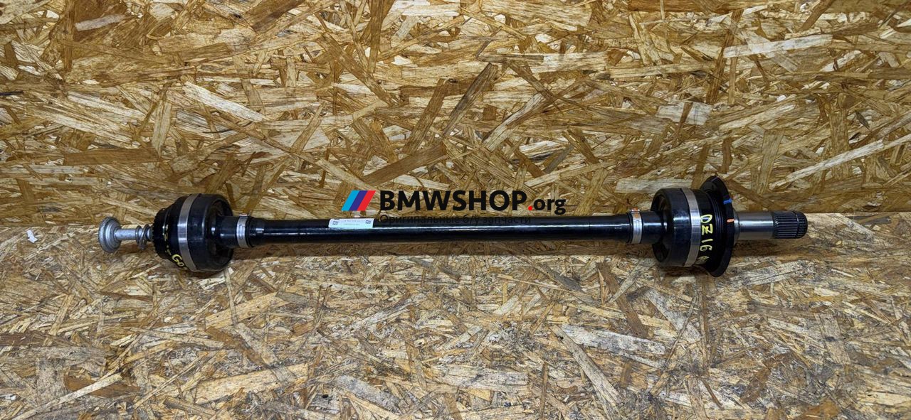 полуось задняя (приводной вал, ШРУС) BMW X5 G05 [рестайлинг] G05 2025, 3.0 л., B57 D30 B, дизель, АКПП, a96 mineral-weiss metallic, внедорожник 5 дв., полный привод, правый руль, 8487518