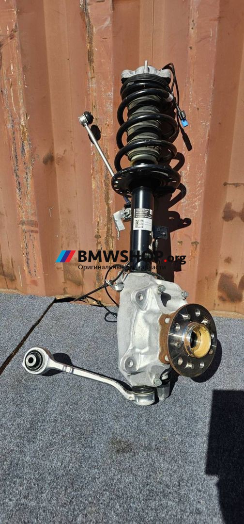 кулак поворотный правый BMW X4 M F98 [рестайлинг] 2024, 3.0 л., S58B30A, бензин, АКПП, 475 black-sapphire metallic, полный привод, правый руль, 8067436, 8067428, 8067506, 8098971