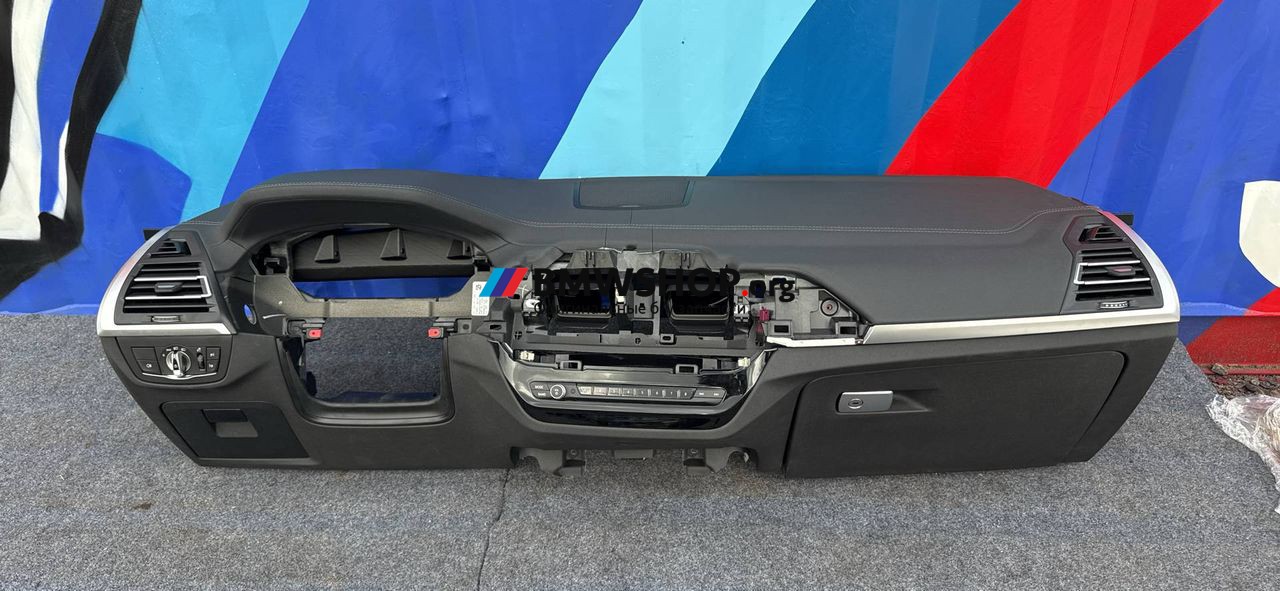 панель передняя салона (торпедо) BMW X4 G02 [рестайлинг] G02 2023, 2.0 л., B46 B20 B, бензин, АКПП, a300, внедорожник 5 дв., полный привод, 12312312