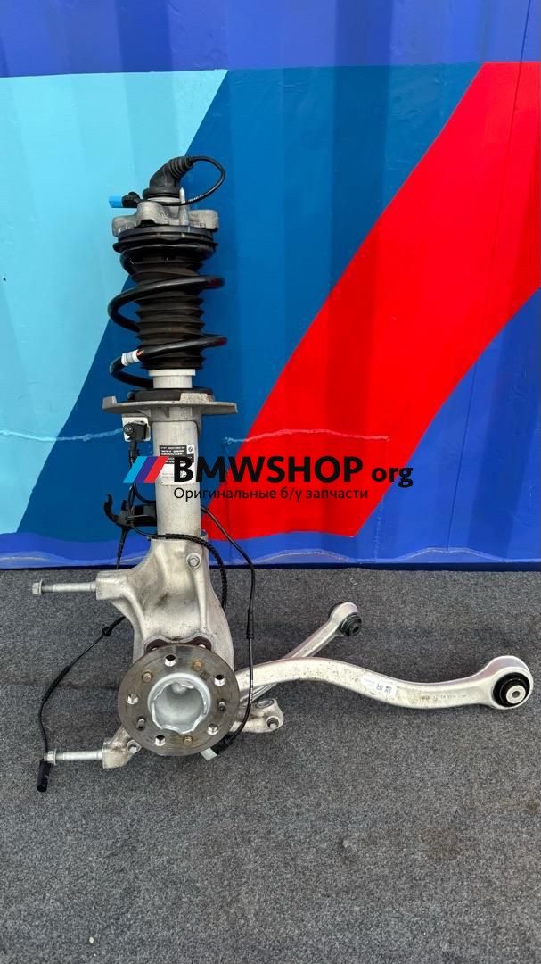 кулак поворотный правый BMW M2 G87 2024, 3.0 л., S58B30A, бензин, АКПП, c4p, купе, задний привод, правый руль, 8091350, 8095668, 8095666, 8095664