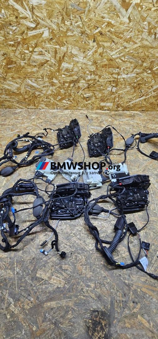 замок двери BMW X5 G05 [рестайлинг] G05 2023, 3.0 л., B58B30, бензин, АКПП, 475 black-sapphire metallic, внедорожник 5 дв., полный привод, 7477702, 7477704, 7477699, 7477703, 7444677, 7444673, 7444674, 7444678