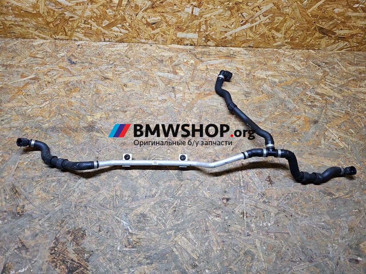 патрубок радиатора BMW M2 G87 2024, 3.0 л., S58B30A, бензин, АКПП, c4p, купе, задний привод, правый руль, 8096431