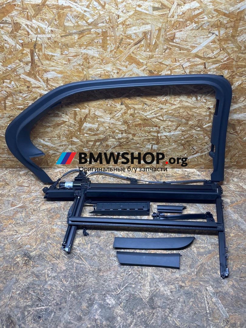 шторка солнцезащитная двери задней левой BMW 7 серия G70 2024, 3.0 л., B57 D30 B, дизель, АКПП, carbonschwarz metallic (416), седан, полный привод, 5A2F9D5