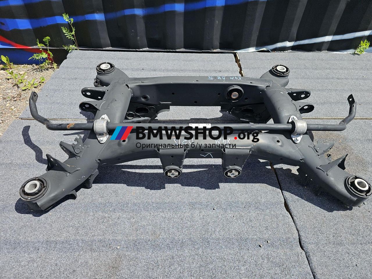 балка подвески задняя BMW X4 M F98 [рестайлинг] 2024, 3.0 л., S58B30A, бензин, АКПП, 475 black-sapphire metallic, полный привод, правый руль, 33308067482, 8746456
