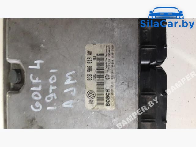 блок управления двигателем Volkswagen Golf 4 поколение 2000, 1.9 л., AGR, дизель, хетчбэк 5 дв., 038906019AM - фото №1