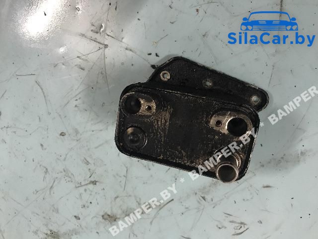 теплообменник масляного фильтра Mercedes-Benz C-Класс W203/S203/CL203 2002, 2.2 л., OM 611.962, дизель, седан - фото №1