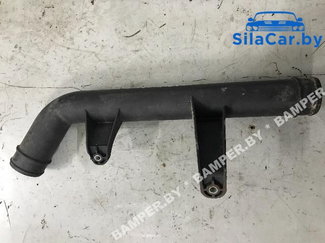патрубок интеркулера Volkswagen Crafter 1 поколение 2008, 2.5 л., BJJ, дизель - фото №1
