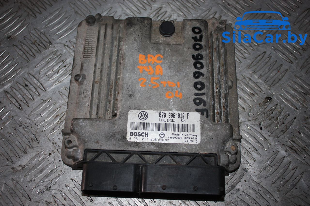 блок управления двигателем Volkswagen Touareg 1 поколение 2005, 2.5 л., BAC, дизель, МКПП, 070906016F - фото №1
