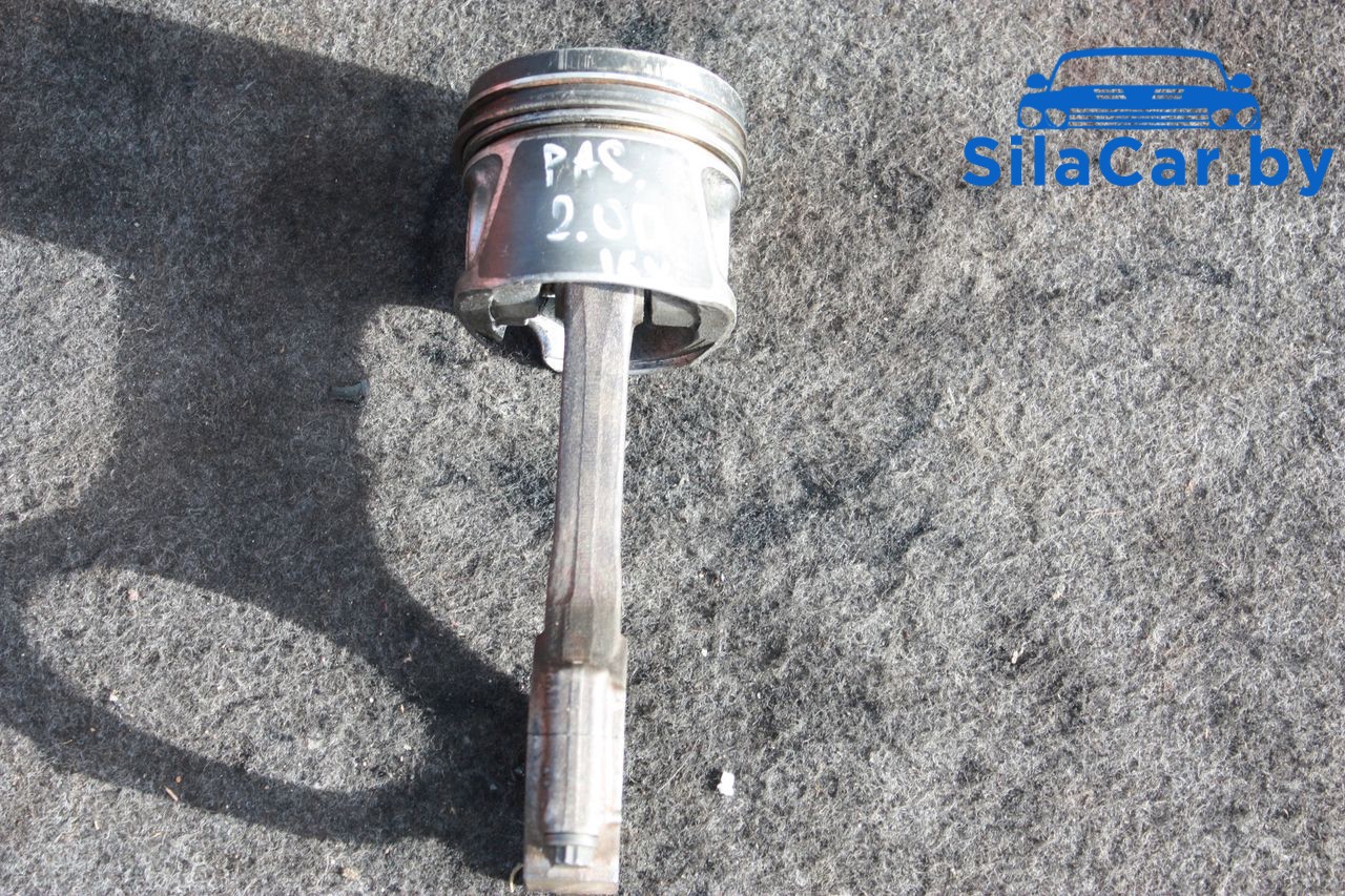 поршень Volkswagen Passat B6 2005, 2.0 л., BKD, дизель - фото №1