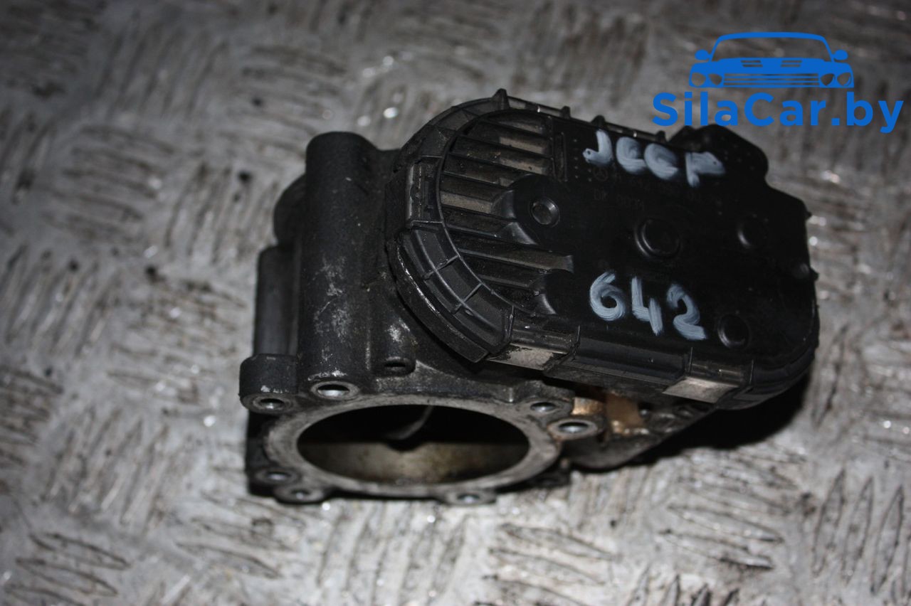 заслонка дроссельная Jeep Grand Cherokee WK 2004, 3.0 л., дизель - фото №1