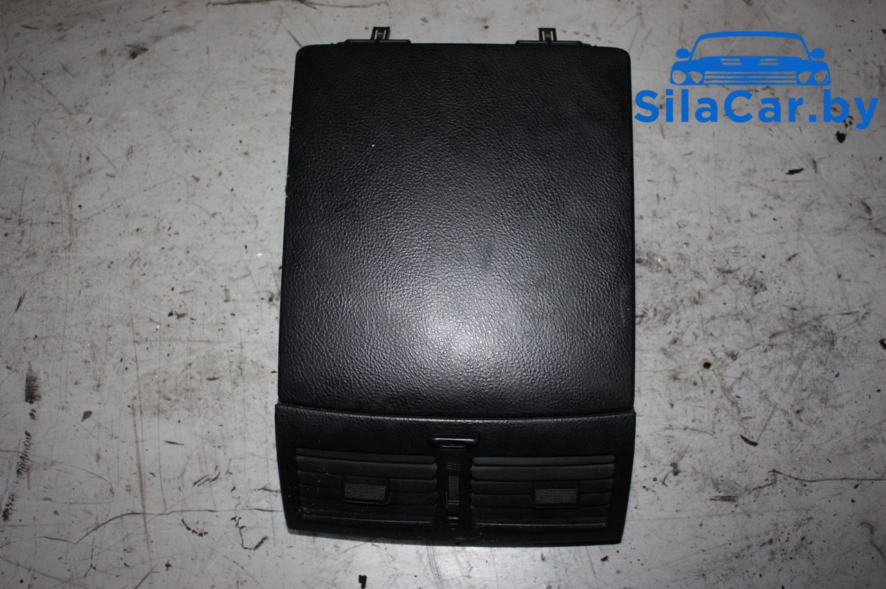 подлокотник сиденья Volkswagen Touareg 1 поколение 2006 - фото №1