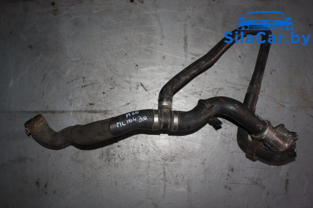 патрубок радиатора Mercedes-Benz M-Класс W164 2005, 3.0 л., дизель - фото №1