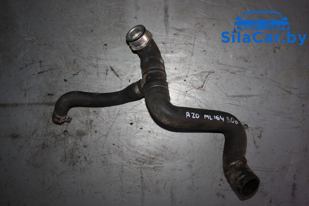 патрубок радиатора Mercedes-Benz M-Класс W164 2005, 3.0 л., дизель - фото №1