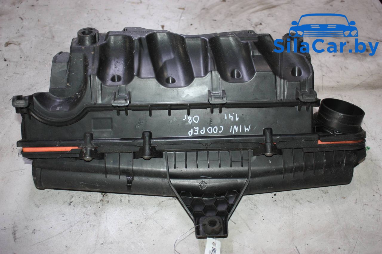корпус воздушного фильтра Mini Cooper 2 поколение 2008, 1.4 л., бензин - фото №1