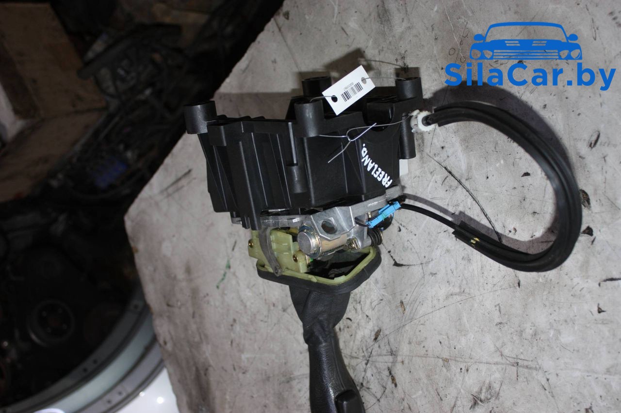 кулиса Land Rover Range Rover 3 поколение 2005, 3.0 л., дизель, 40E90134A02 - фото №1