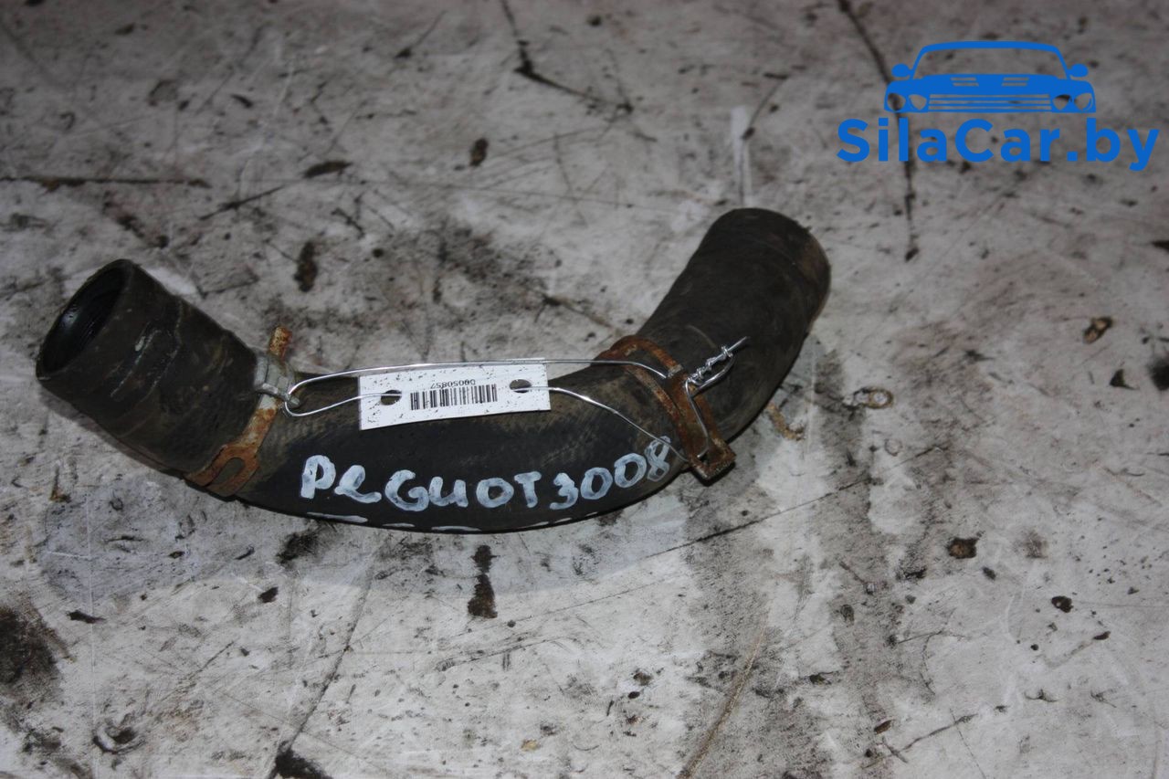 патрубок интеркулера Peugeot 208 1 поколение 2014, 1.4 л., дизель - фото №1