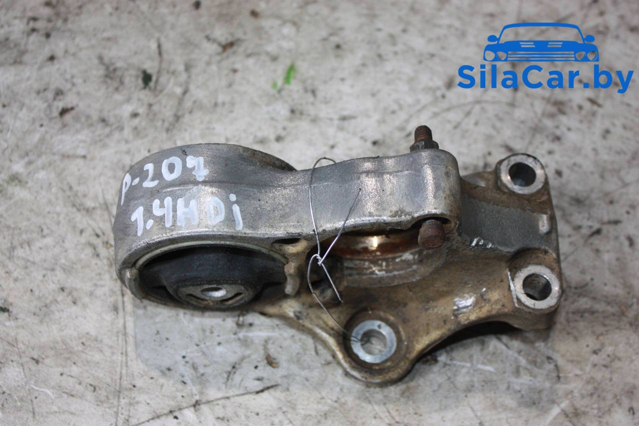 кронштейн полуоси Peugeot 207 1 поколение 2007, 1.4 л., дизель - фото №1