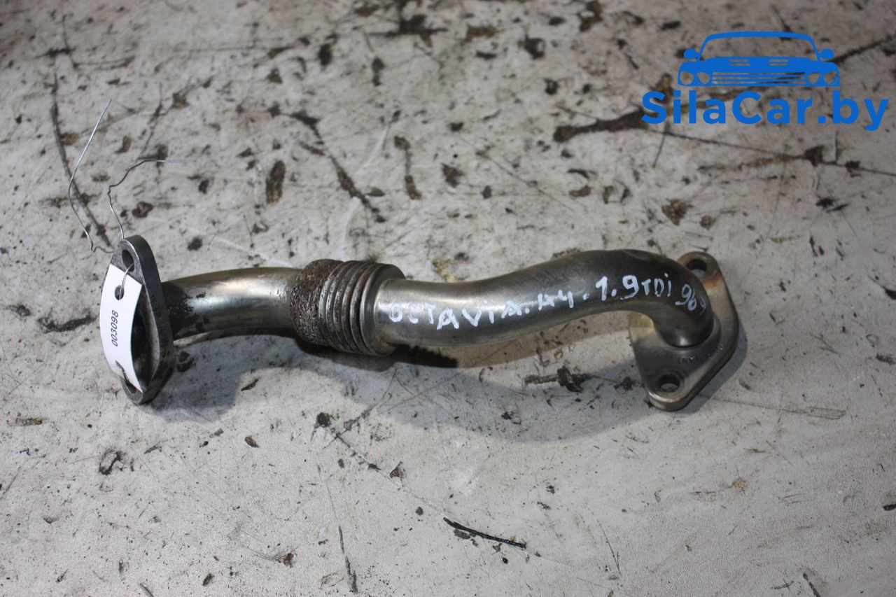 трубка системы рециркуляции EGR Volkswagen Golf 4 поколение 2000, 1.9 л., дизель, 038131521J - фото №1