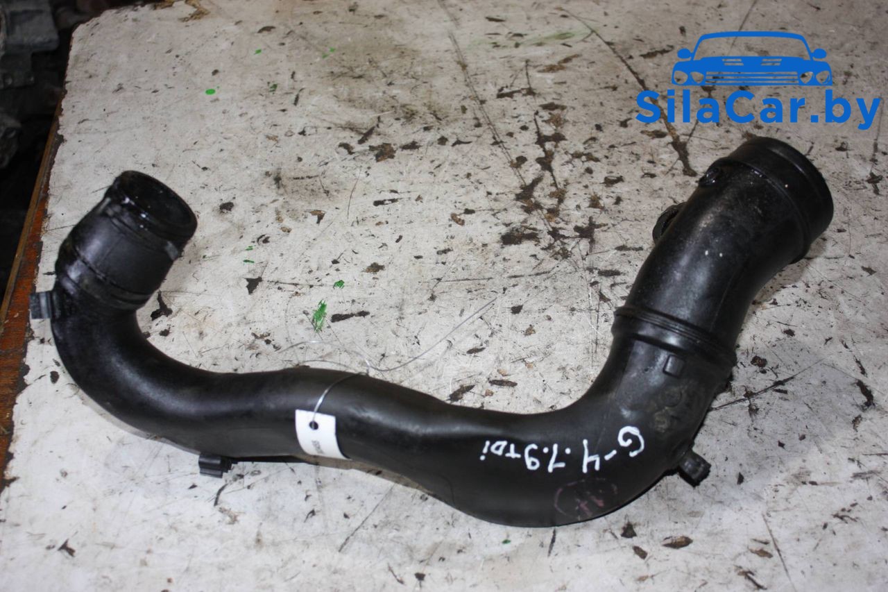патрубок (трубопровод, шланг) Volkswagen Golf 4 поколение 2000, 1.9 л., AGR, дизель, 1J0129654S - фото №1