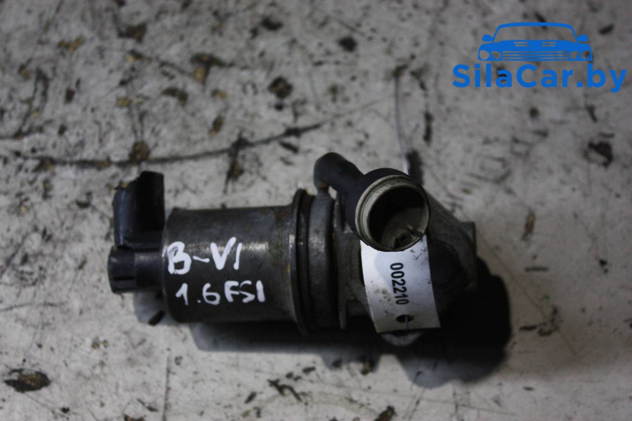 клапан EGR Volkswagen Passat B6 (2005 - 2010), 1.6 л., бензин, 036131-503R - фото №1