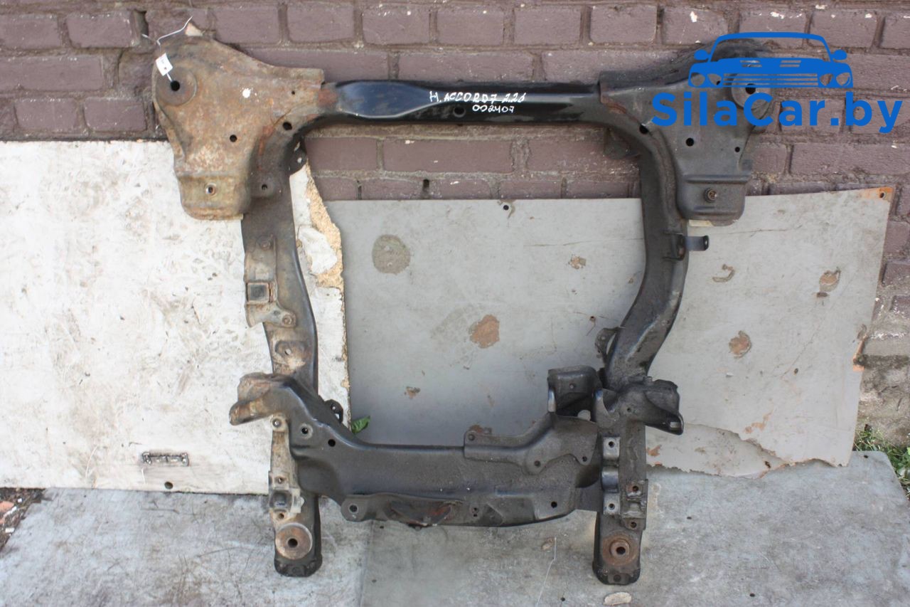балка подвески передняя (подрамник) Honda Accord 7 поколение 2006, 2.2 л., дизель, универсал - фото №1
