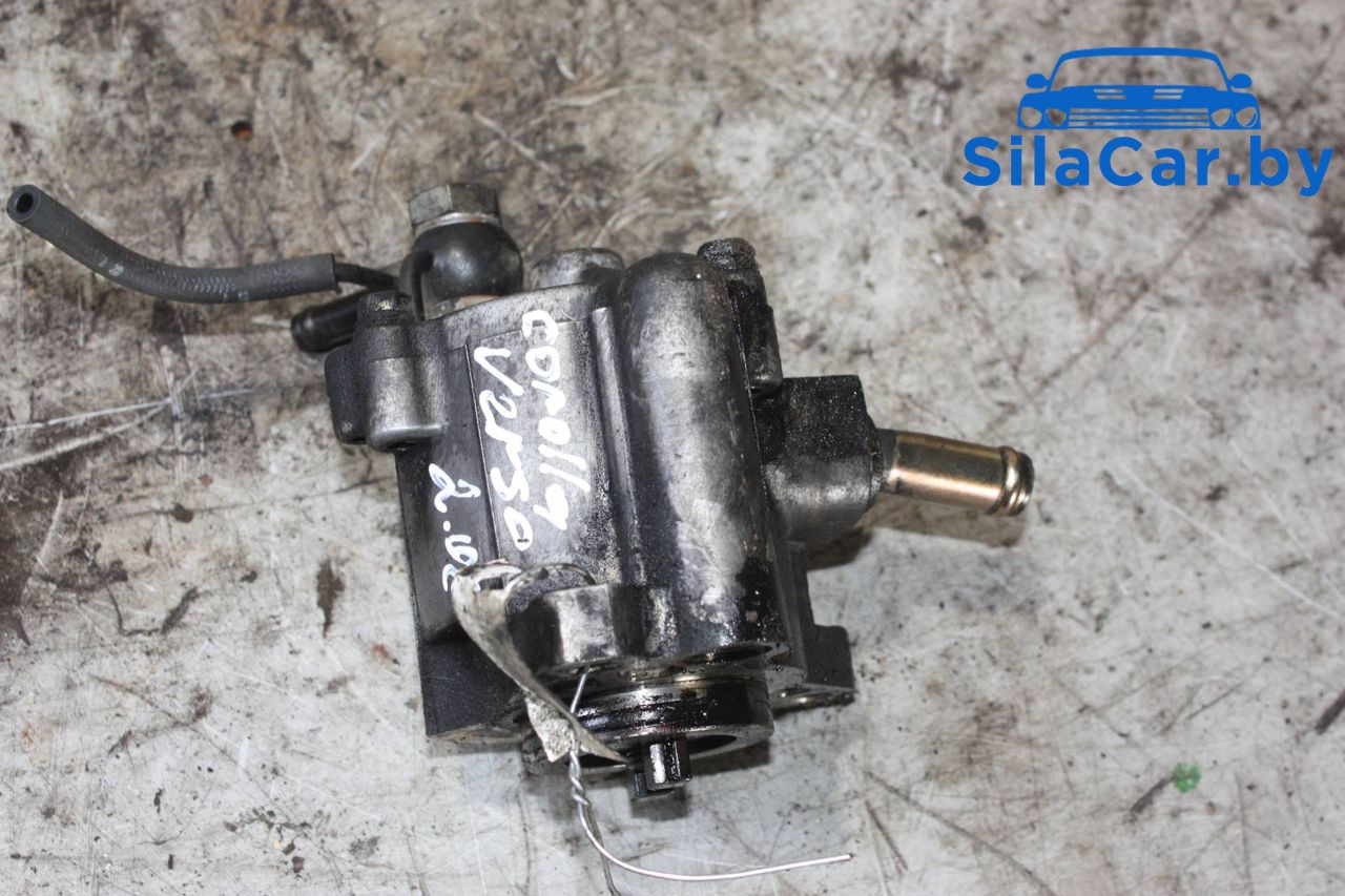 насос вакуумный Toyota Corolla Verso 1 поколение E121 (2001 - 2004), 2.0 л., дизель, 2930027010 - фото №1