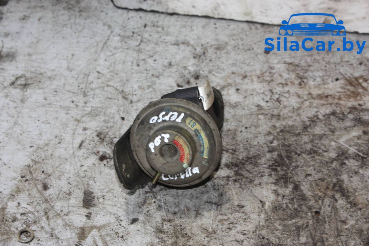 клапан EGR Toyota Corolla Verso 1 поколение E121 (2001 - 2004), 2.0 л., дизель, 2562027070 - фото №1