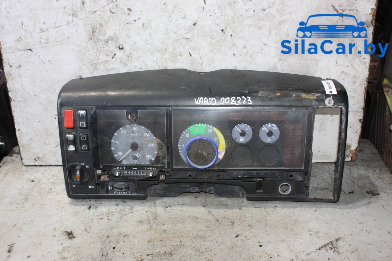 щиток приборов (приборная панель) Mercedes-Benz Vario W670 (1996 - 2013), дизель, A0005427401 - фото №1