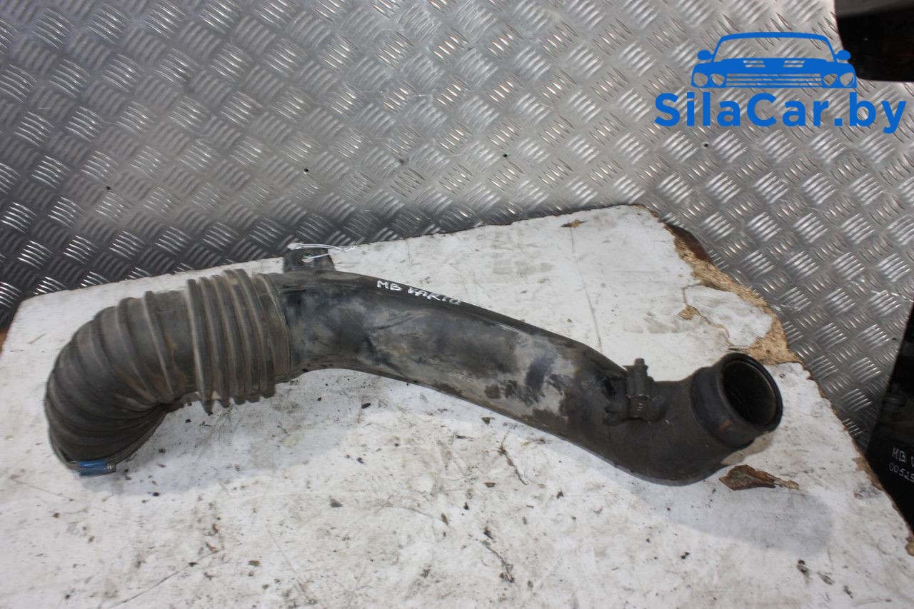 патрубок турбины Mercedes-Benz Vario W670 2001, A6685280208 - фото №1