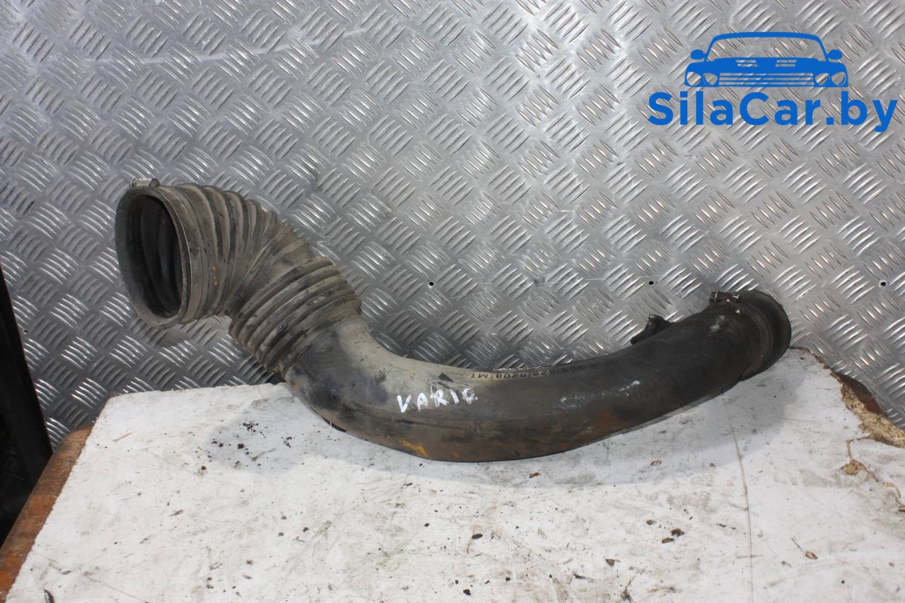 патрубок турбины Mercedes-Benz Vario W670 2001, A6685280208 - фото №1