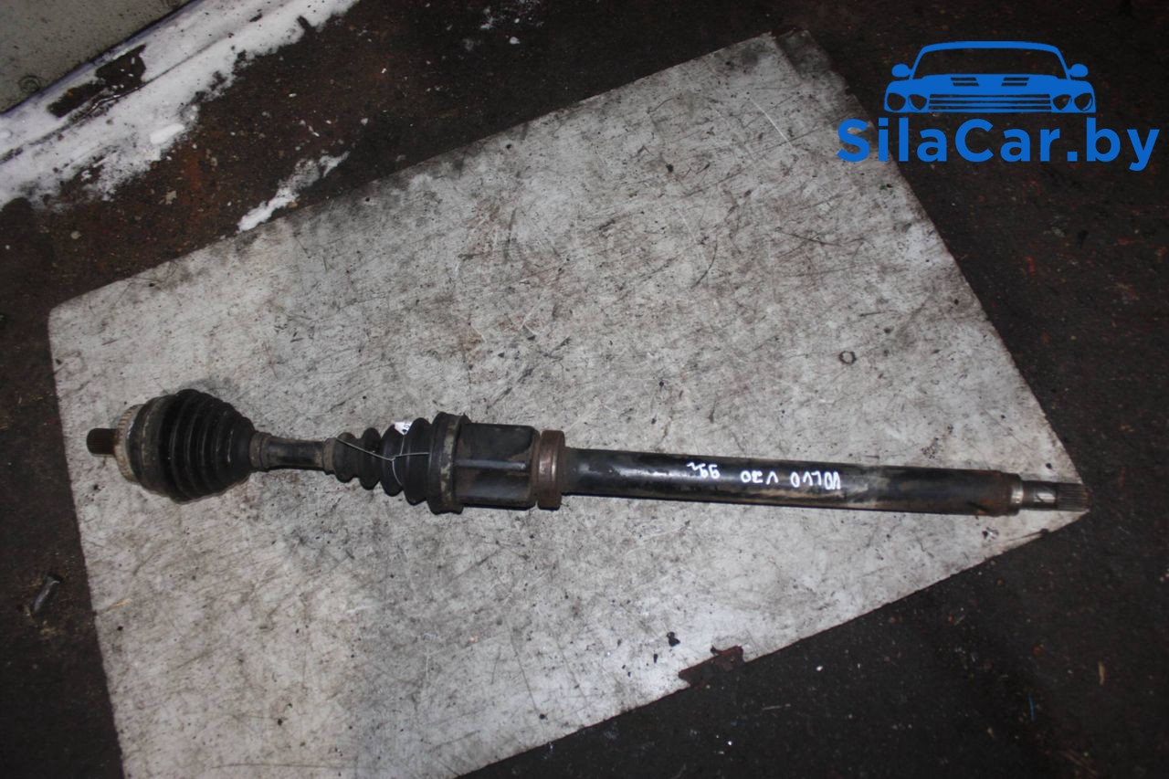 полуось передняя правая (приводной вал, ШРУС) Volvo V70 1 поколение (1997 - 2000), дизель - фото №1