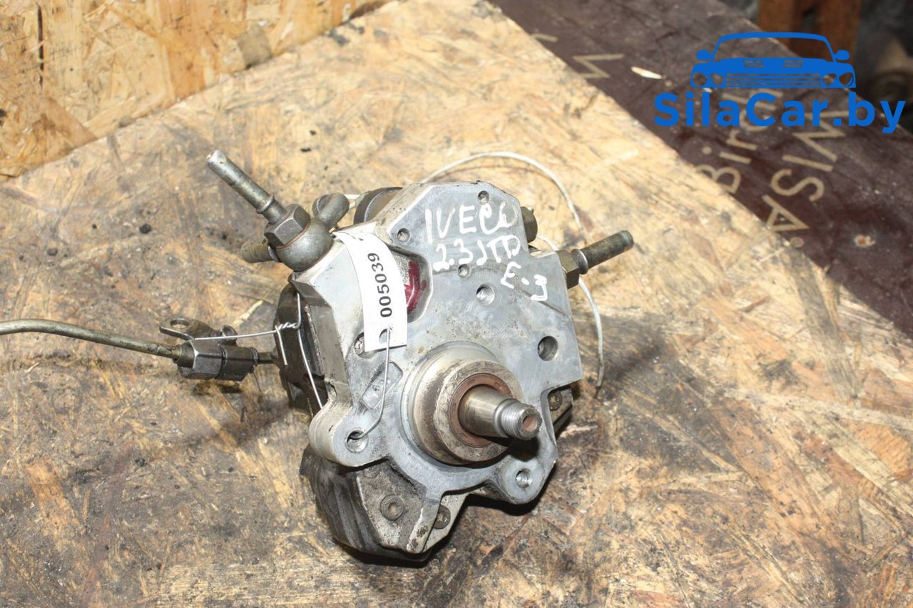 ТНВД IVECO Daily 3 поколение 2002, 2.3 л., дизель, 0445020008 - фото №1
