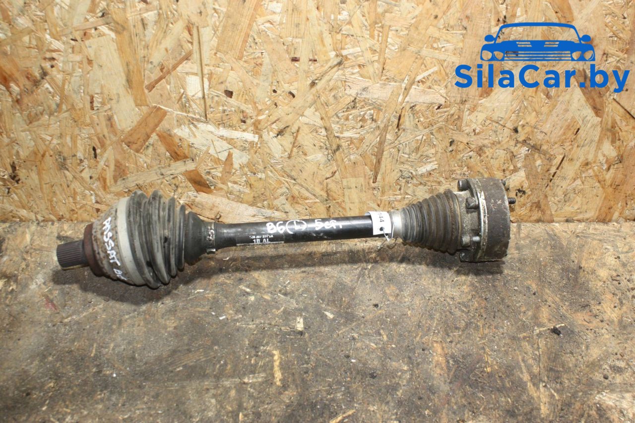 полуось передняя левая (приводной вал, ШРУС) Volkswagen Passat B6 (2005 - 2010), 2.0 л., дизель, 3C0407271 - фото №1