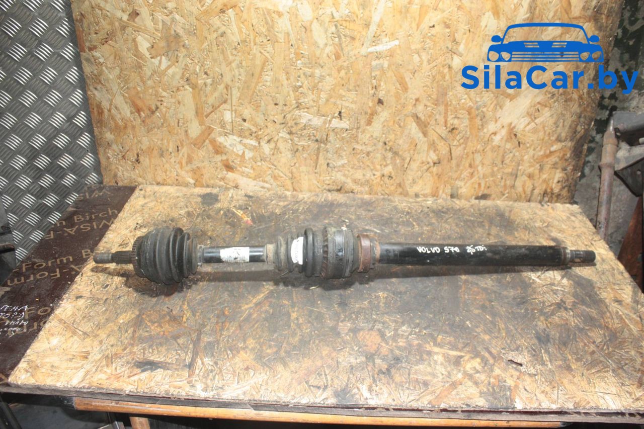 полуось передняя правая (приводной вал, ШРУС) Volvo S70 1 поколение 1997, 2.5 л., дизель - фото №1